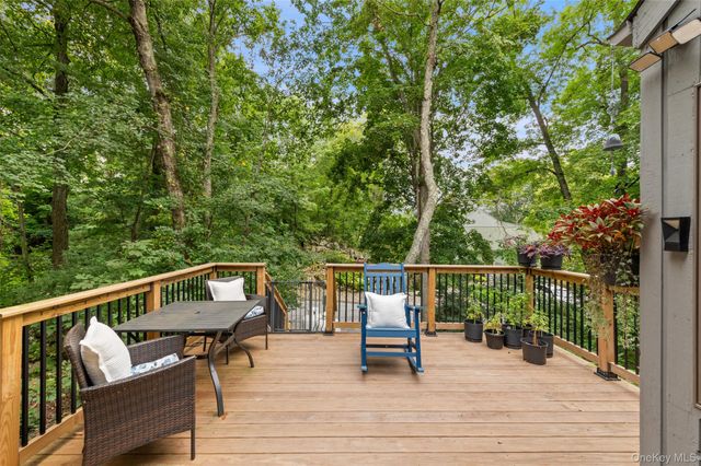 9 Boulder Lane, Goldens Bridge, NY 10526