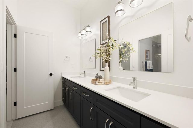 1417 Regency Bridge Circle, Edmond, OK 73034
