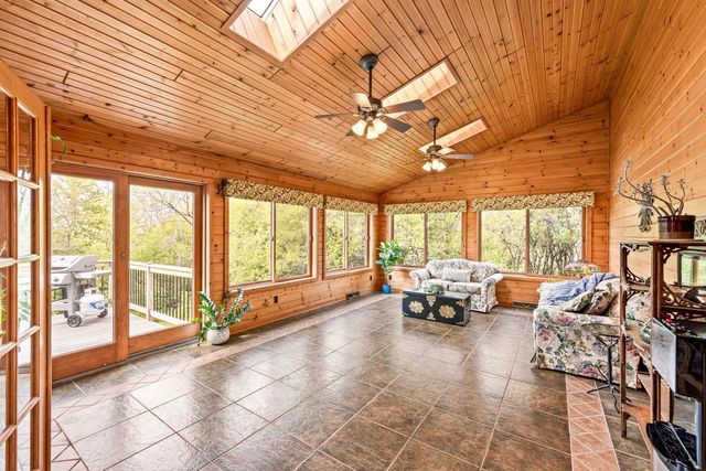 W8797 Lake Lorraine ROAD, Delavan, WI 53115