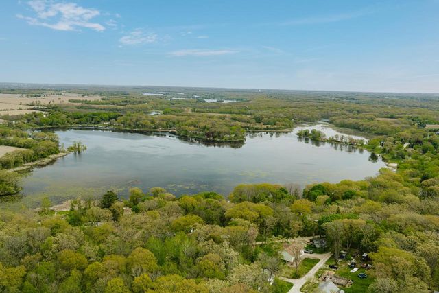 W8797 Lake Lorraine ROAD, Delavan, WI 53115