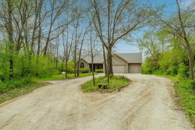 W8797 Lake Lorraine ROAD, Delavan, WI 53115