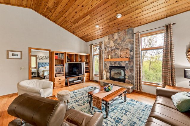 W8797 Lake Lorraine ROAD, Delavan, WI 53115