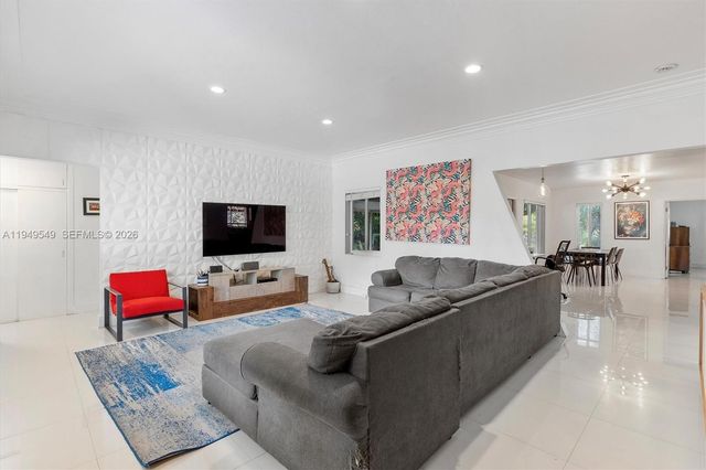 12660 Griffing Boulevard, North Miami, FL 33161