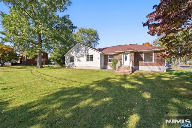 225 Walnut Street, Northvale, NJ 07647