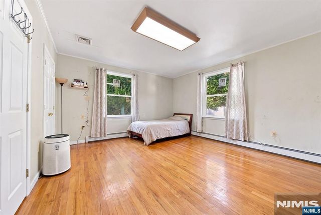 225 Walnut Street, Northvale, NJ 07647
