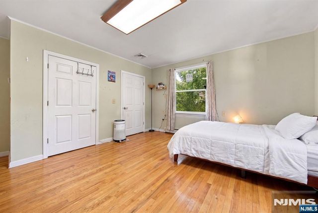 225 Walnut Street, Northvale, NJ 07647
