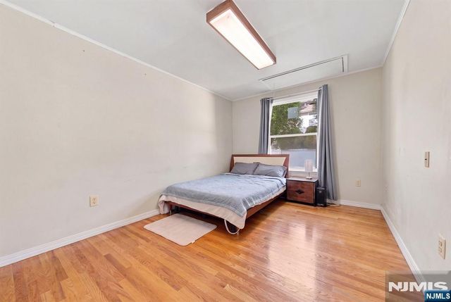 225 Walnut Street, Northvale, NJ 07647