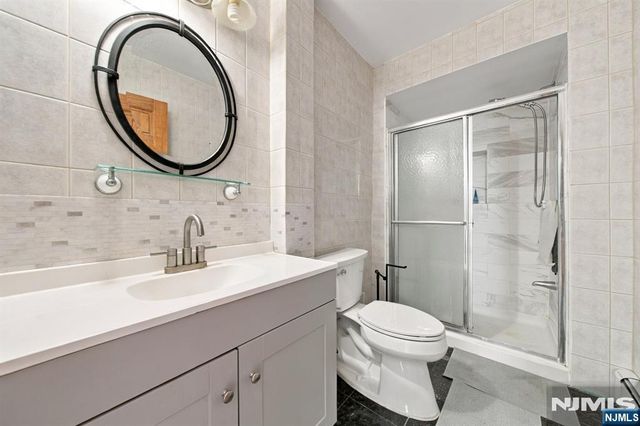 225 Walnut Street, Northvale, NJ 07647