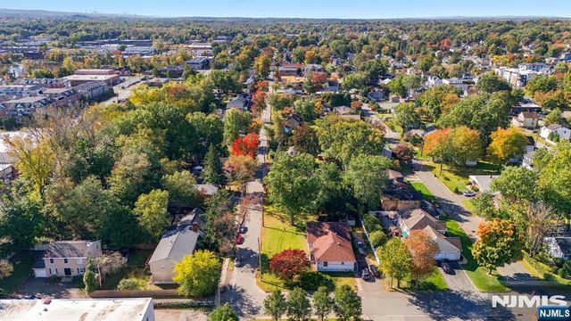 225 Walnut Street, Northvale, NJ 07647