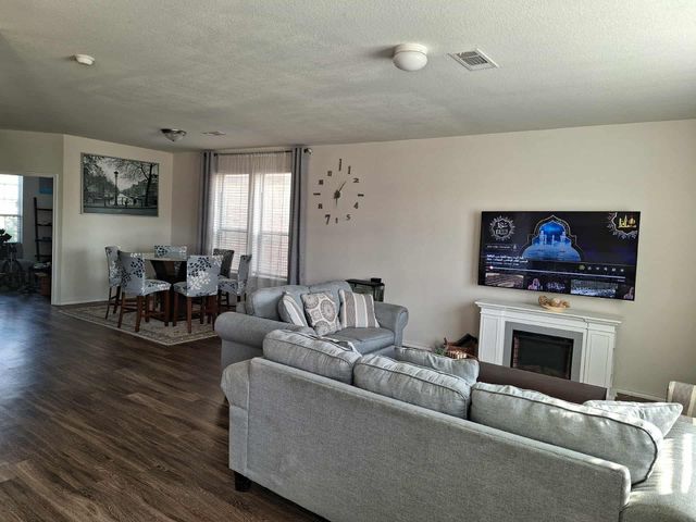 4418 Windmill Run Drive, Houston, TX 77069