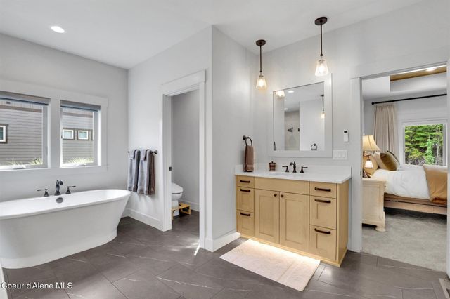 11693 N Arnicas Ct, Hayden, ID 83835