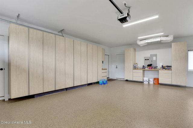 11693 N Arnicas Ct, Hayden, ID 83835