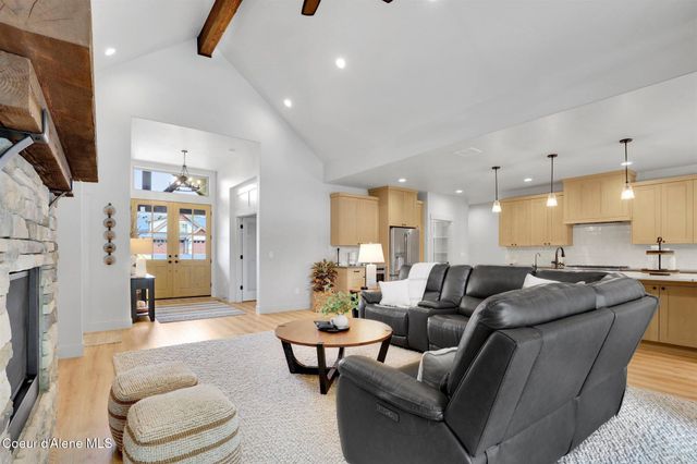 11693 N Arnicas Ct, Hayden, ID 83835