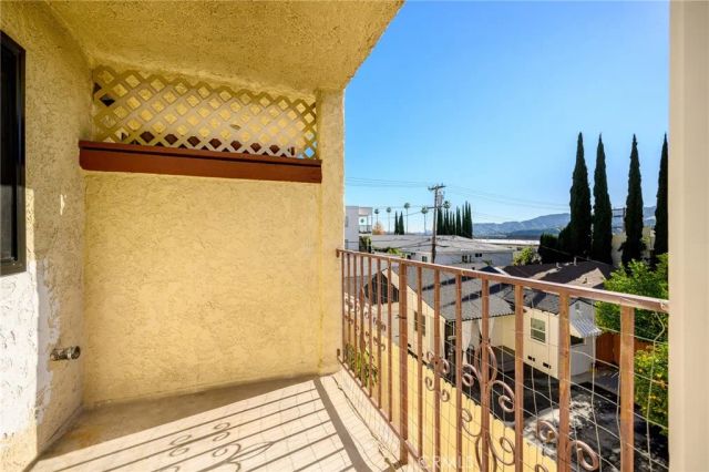 1162 Winchester K, Glendale, CA 91201