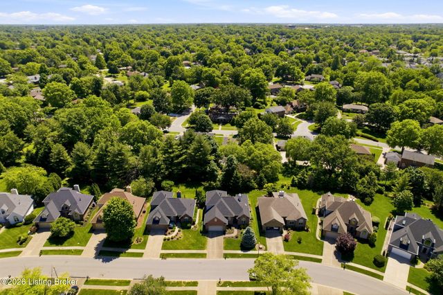 609 Willowhurst Pl, Louisville, KY 40223