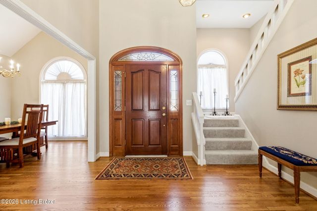 609 Willowhurst Pl, Louisville, KY 40223