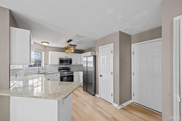 2544 Portobella Pl, Cantonment, FL 32533