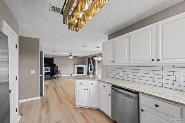 2544 Portobella Pl, Cantonment, FL 32533