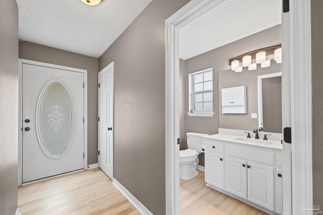 2544 Portobella Pl, Cantonment, FL 32533