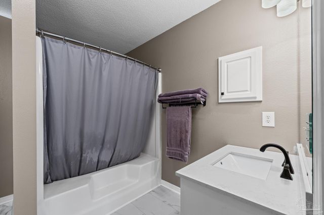 2544 Portobella Pl, Cantonment, FL 32533