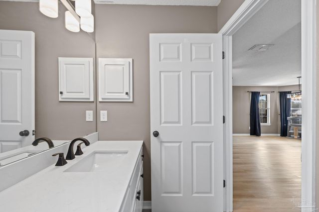 2544 Portobella Pl, Cantonment, FL 32533