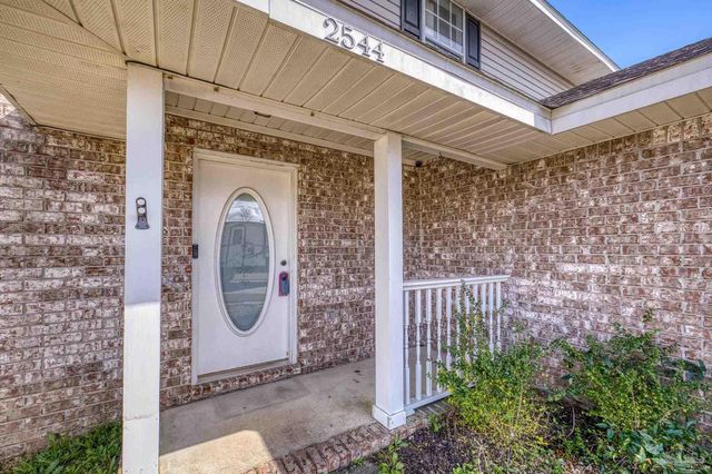 2544 Portobella Pl, Cantonment, FL 32533