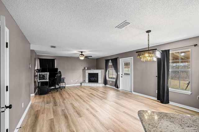 2544 Portobella Pl, Cantonment, FL 32533