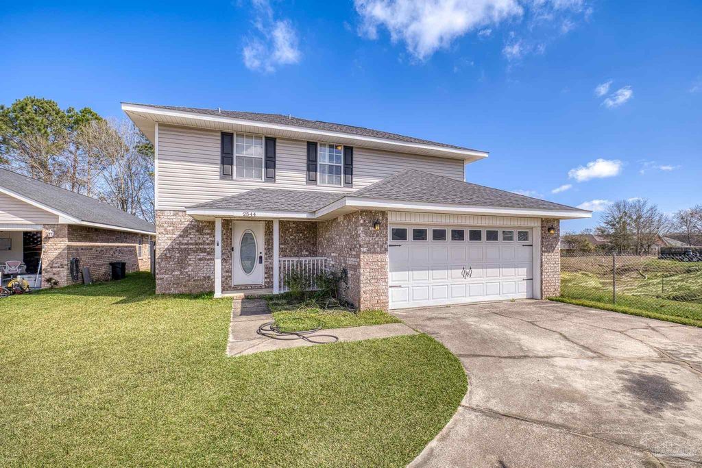 2544 Portobella Pl, Cantonment, FL 32533