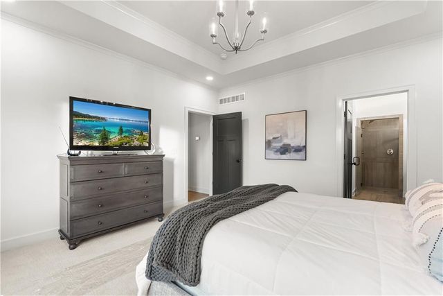 8904 N Clarion Avenue, Kansas City, MO 64153