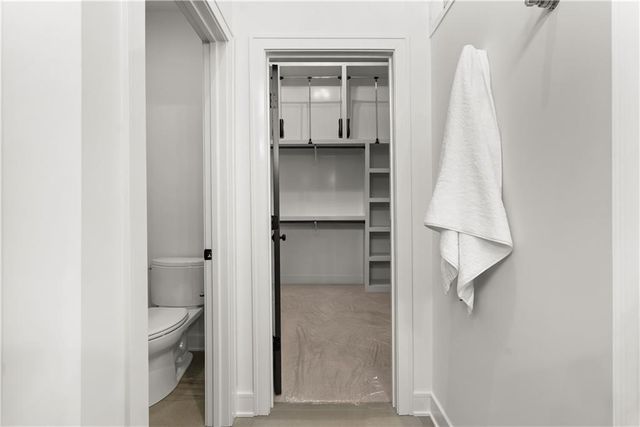 8904 N Clarion Avenue, Kansas City, MO 64153