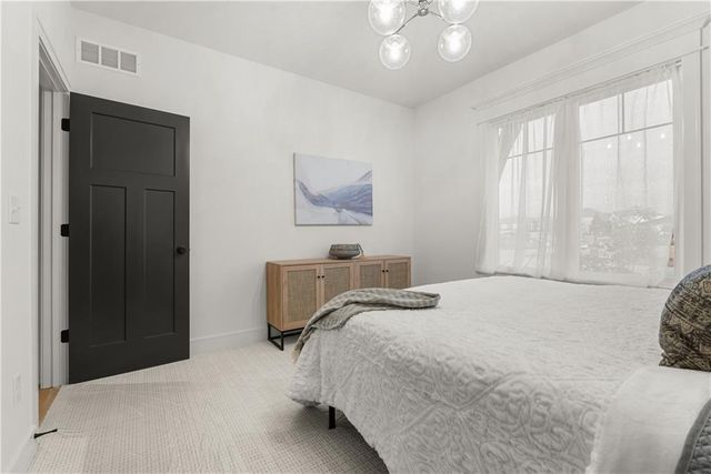 8904 N Clarion Avenue, Kansas City, MO 64153