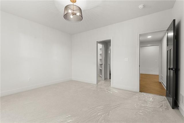 8904 N Clarion Avenue, Kansas City, MO 64153