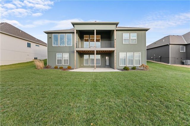 8904 N Clarion Avenue, Kansas City, MO 64153