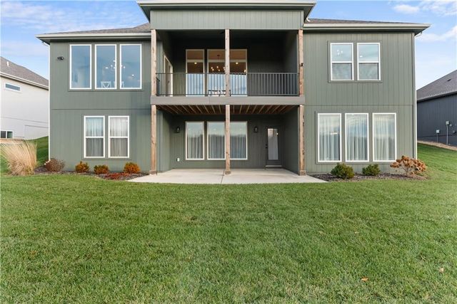 8904 N Clarion Avenue, Kansas City, MO 64153