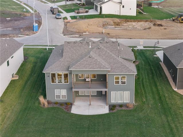 8904 N Clarion Avenue, Kansas City, MO 64153