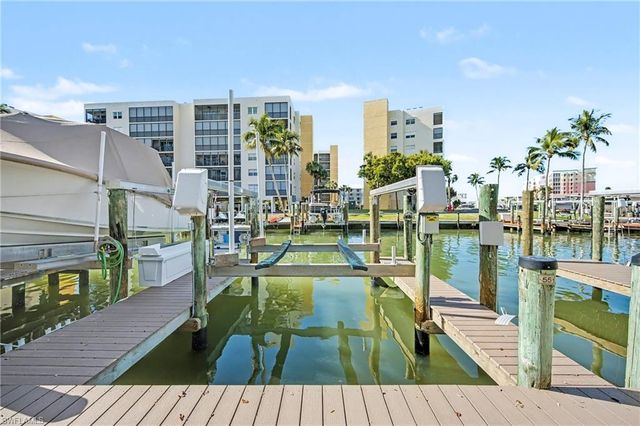 4351 Bay Beach LN, Fort Myers Beach, FL 33931