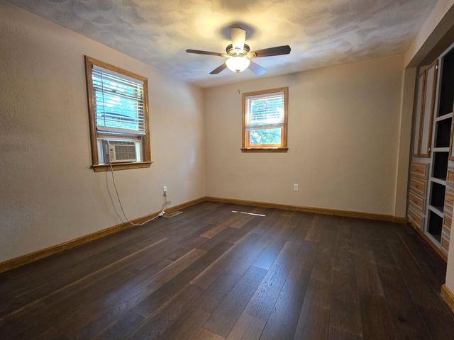 1 Jessica Lane, Derry, NH 03038