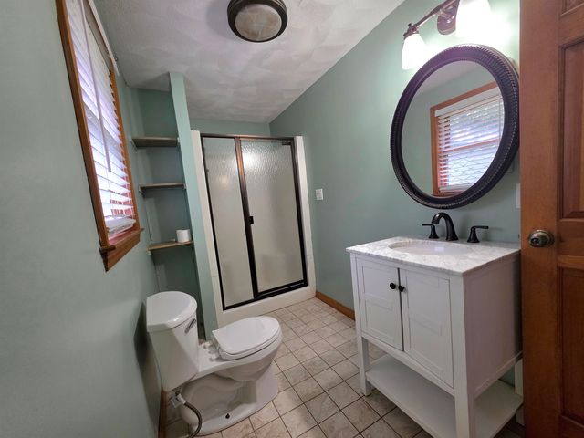 1 Jessica Lane, Derry, NH 03038