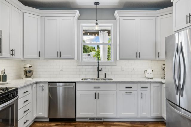 315 Pascal Street S, Saint Paul, MN 55105