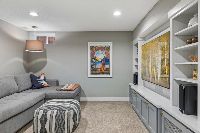 315 Pascal Street S, Saint Paul, MN 55105