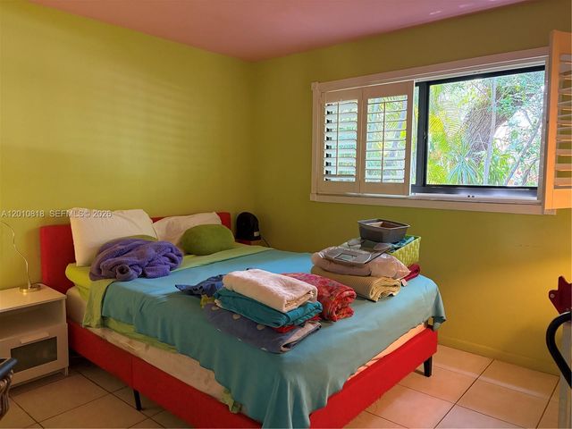 177 NE 6th Ct, Dania Beach, FL 33004