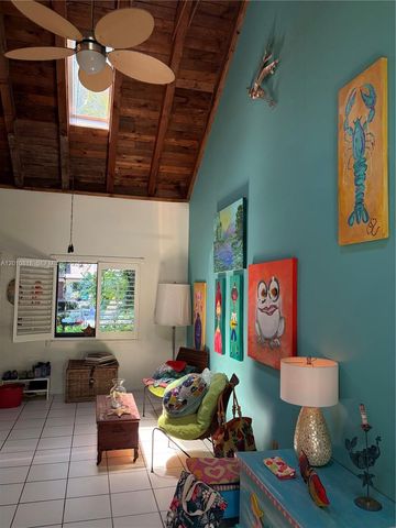 177 NE 6th Ct, Dania Beach, FL 33004