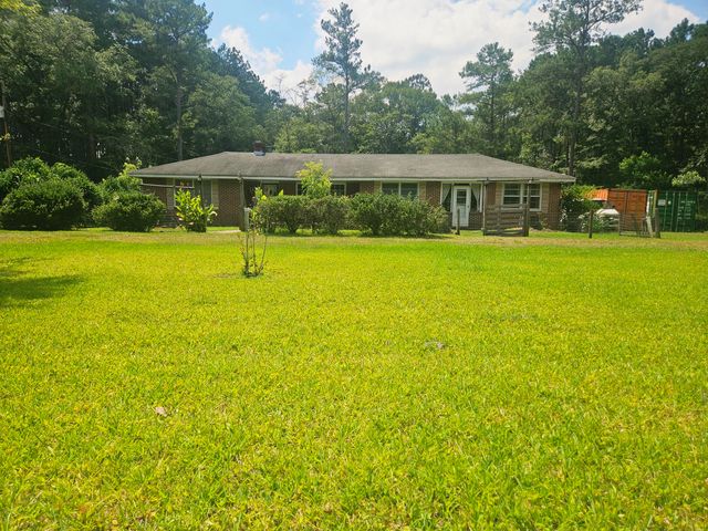 8719 Jefferies Highway, Walterboro, SC 29488