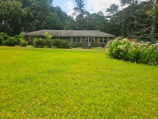 8719 Jefferies Highway, Walterboro, SC 29488