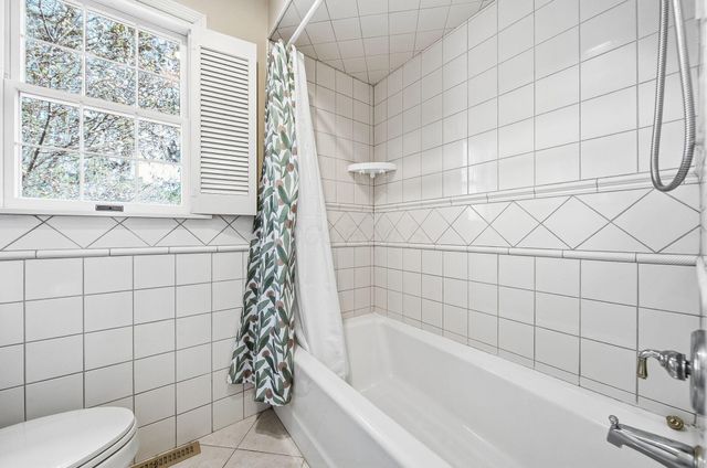 2682 Lane Road, Columbus, OH 43220