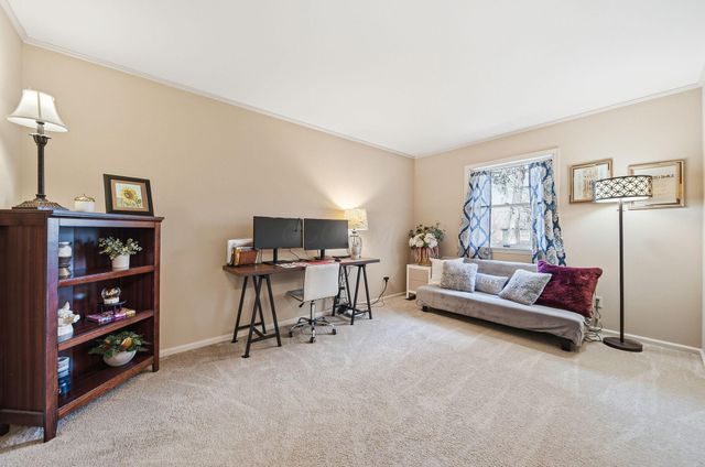 2682 Lane Road, Columbus, OH 43220