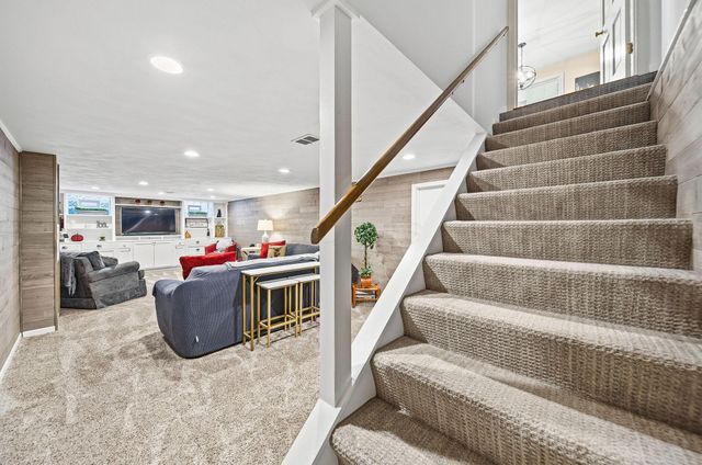 2682 Lane Road, Columbus, OH 43220