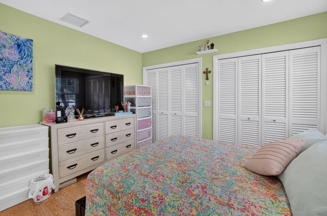 11 HOLLY, Boynton Beach, FL 33436