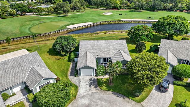 11 HOLLY, Boynton Beach, FL 33436