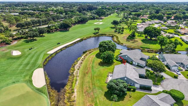11 HOLLY, Boynton Beach, FL 33436